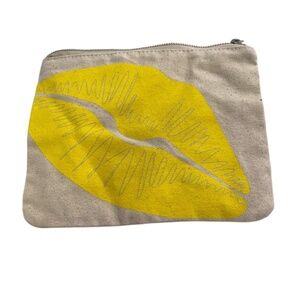 Canvas Zipper Basic Pouch. Cream/Yelow. One Size